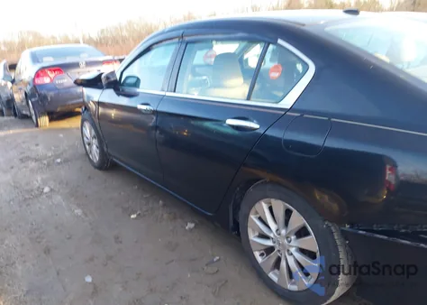 2014 Honda Accord Ex-L z USA, uszkodzony, nr VIN 1HGCR2F82EA244957